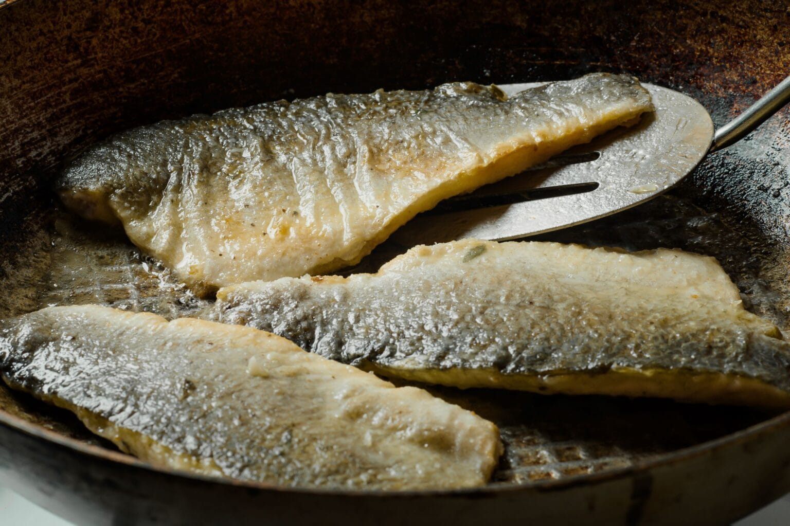 Pan-Fried Sea Bass With Lemon Garlic Herb Sauce