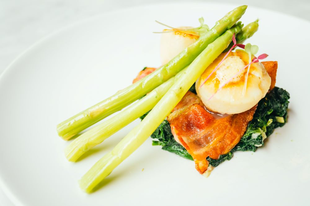 Scallops with Bacon and Asparagus - Fish Recipes